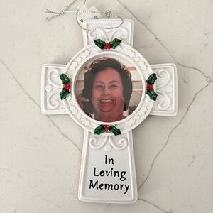 Photo cross Christmas ornament-  In Loving Memory nwt